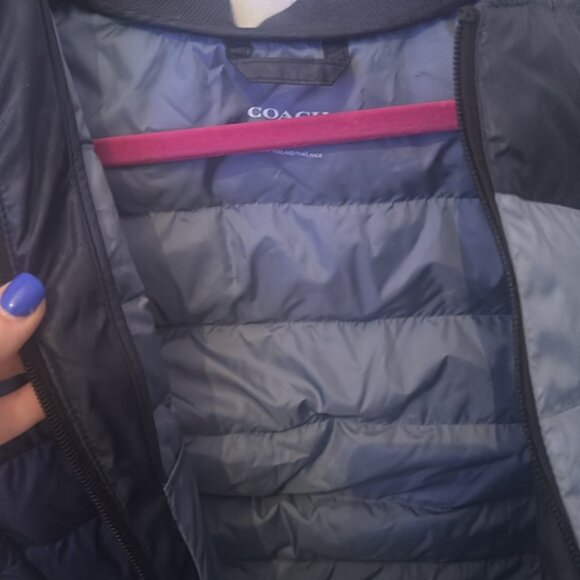 Blue and navy designer Coach zip up puffer vest with pockets😍💙 - Picture 7 of 7